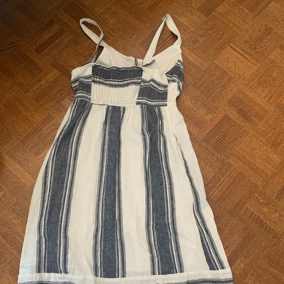 Blue and white stripe dress - Picture 2 of 3